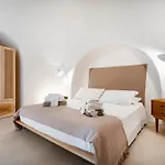 Vila Monti - Elegant With Pool In Itria Valley