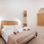 Vila Monti - Elegant With Pool In Itria Valley