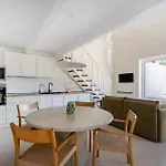 Monti - Elegant With Pool In Itria Valley