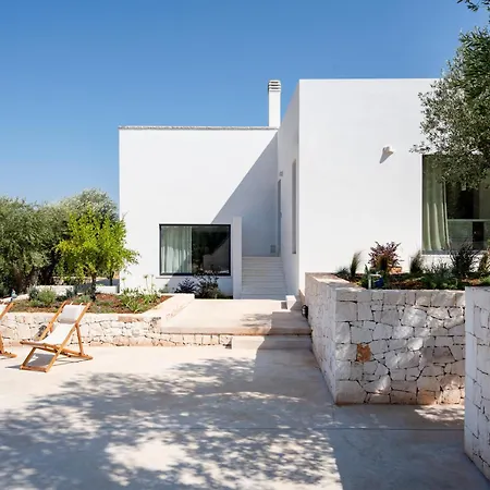 Villa Monti - Elegant With Pool In Itria Valley *
