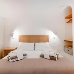 Monti - Elegant With Pool In Itria Valley Чистернино