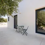 Monti - Elegant With Pool In Itria Valley *