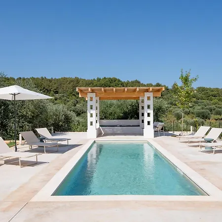 Monti - Elegant With Pool In Itria Valley Villa