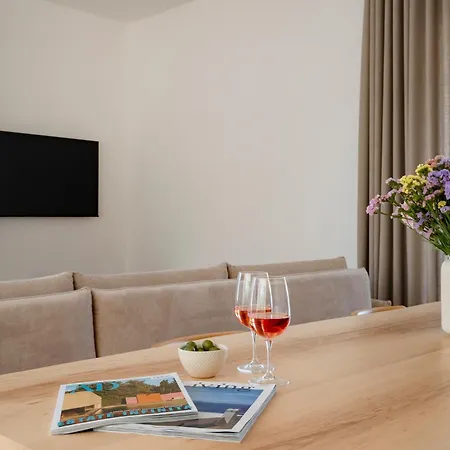 Villa Monti - Elegant With Pool In Itria Valley