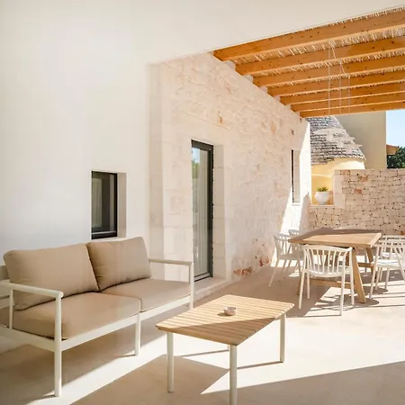 Monti - Elegant With Pool In Itria Valley *