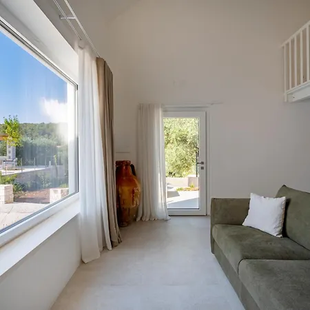Monti - Elegant With Pool In Itria Valley *